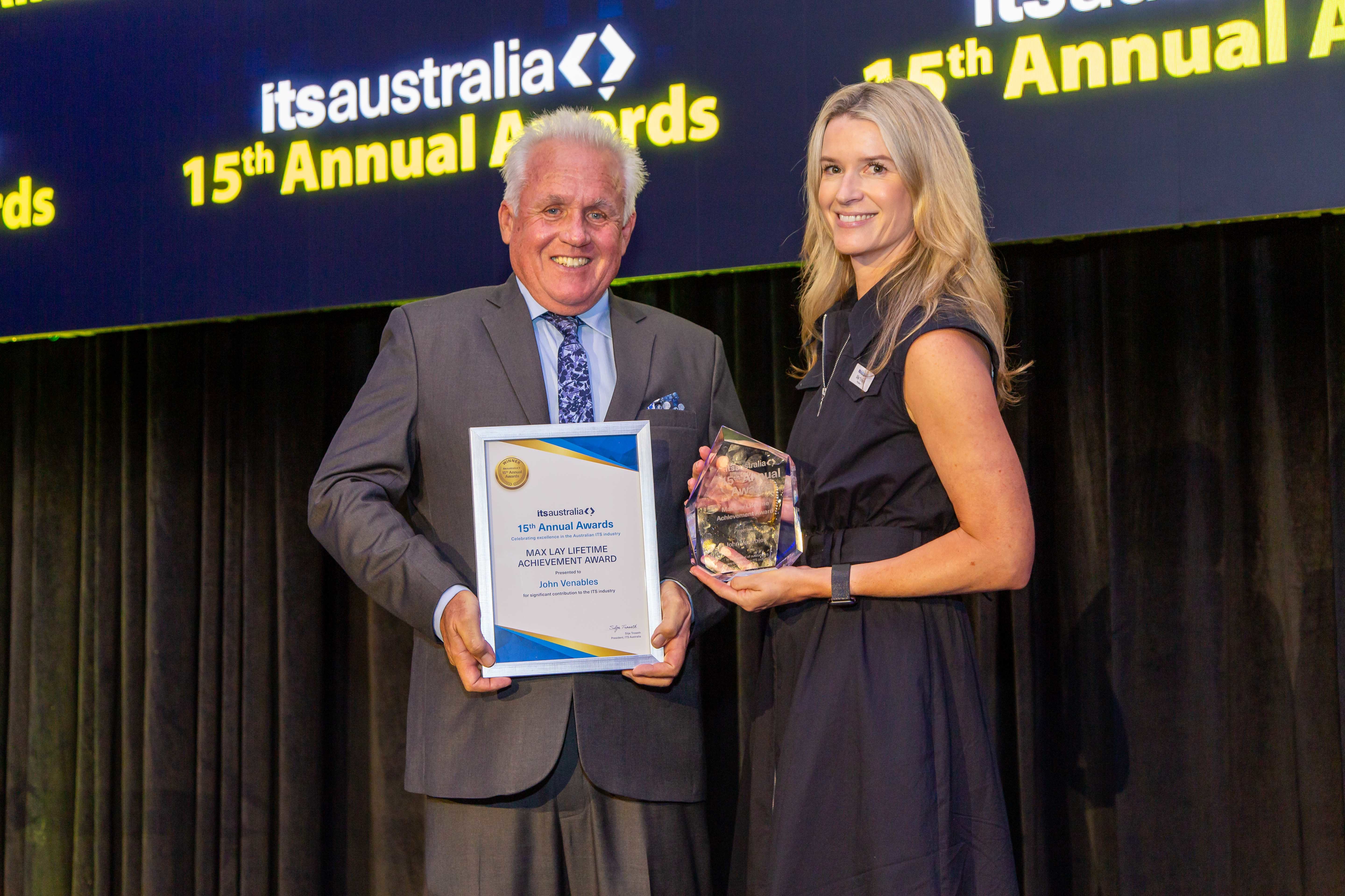 Max Lay Lifetime Achievement Award Recipient John Venables with ITS Australia President Silje Troseth